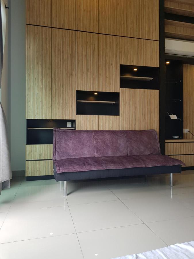 06- Austin Regency Taman Mount Austin Studio 4-5Pax Johor Bahru Exterior photo